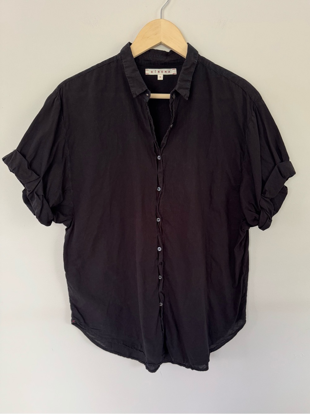 XiRENA Channing Collared Short Sleeve Cotton Shirt Black Small - Picture 4 of 10